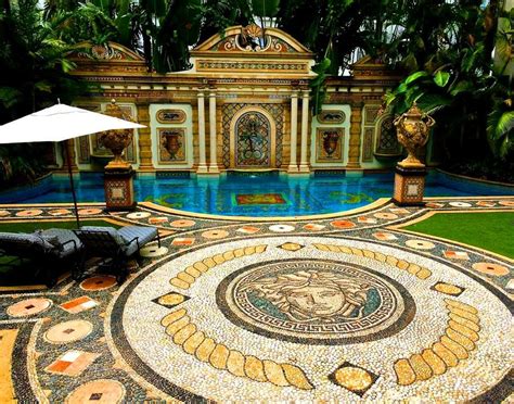 versace pool